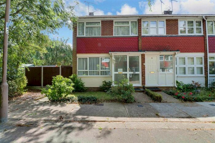2 Bedroom End Of Terrace House To Rent In Willow Walk, Benfleet, SS7