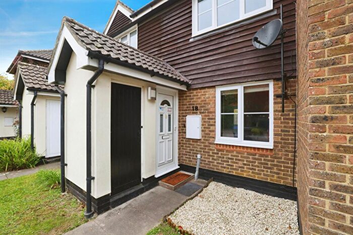 1 Bedroom Terraced House For Sale In Lumley Walk, Salisbury, SP4