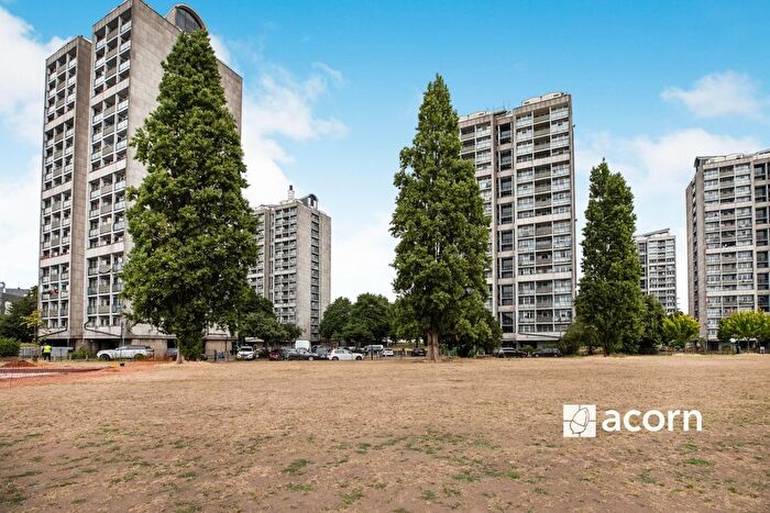 2 Bedroom Flat To Rent In Otto Street, London, SE17