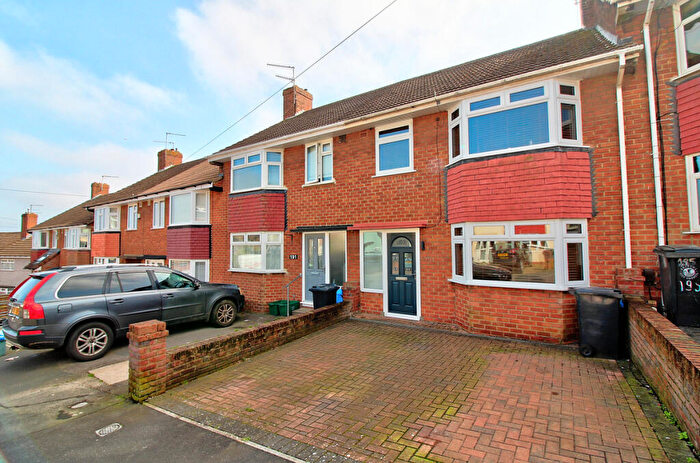 3 Bedroom Terraced House For Sale In Ilchester Crescent, Bristol, BS13