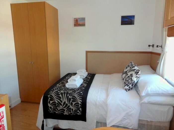 Studio To Rent In Fulham Palace Road, Hammersmith, London, W6