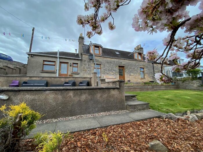 4 Bedroom Semi-Detached House For Sale In Glenlossie Road, Thomshill, IV30