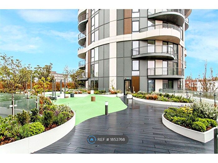 1 Bedroom Flat To Rent In Oculus House, Barking, IG11