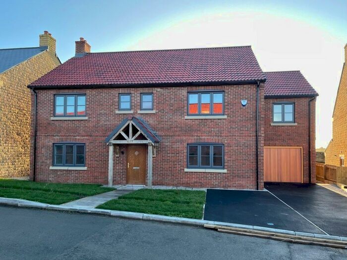 5 Bedroom Detached House For Sale In Robinson Avenue, Rainton, Thirsk, North Yorkshire, YO7