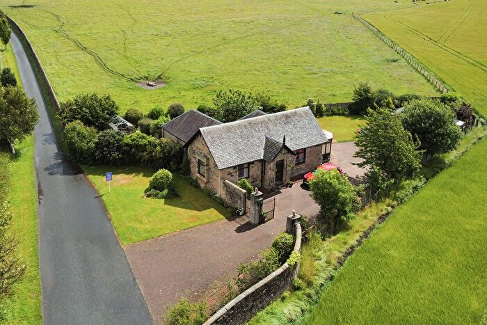 2 Bedroom Detached Bungalow For Sale In Carronhall, FK2