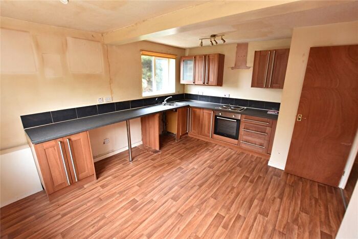 2 Bedroom Bungalow For Sale In Rockingham Way, Pendas Fields, Leeds, West Yorkshire, LS15