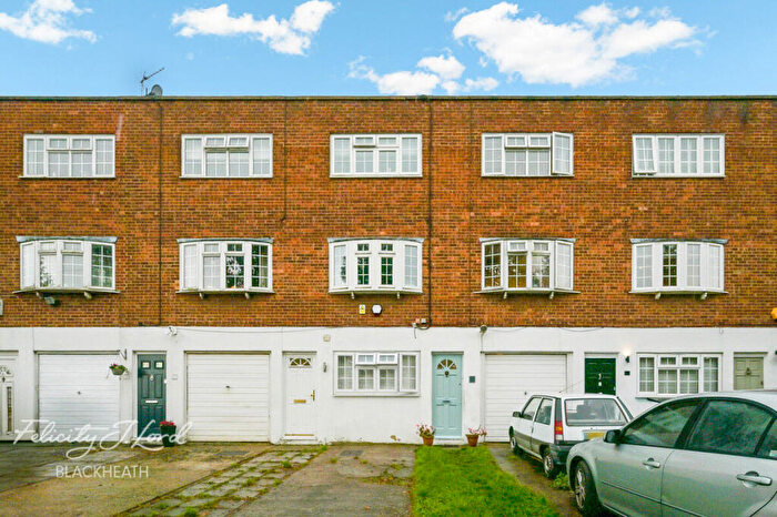 3 Bedroom Terraced House For Sale In Occupation Lane, London, SE18