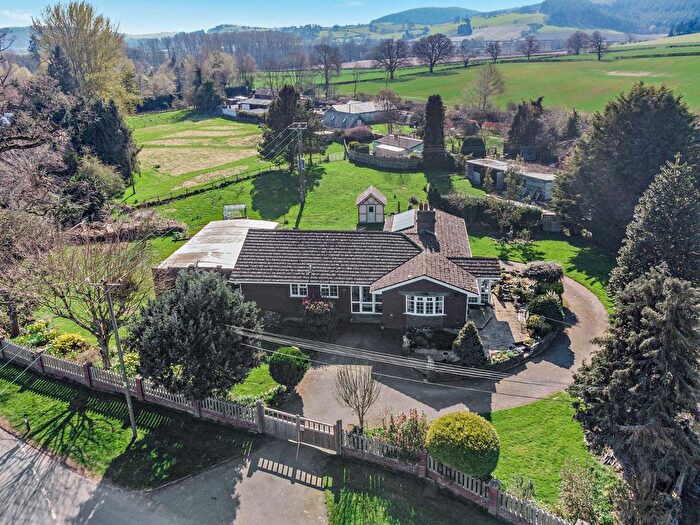 4 Bedroom Detached House For Sale In Hopton Heath, Craven Arms, Shropshire, SY7