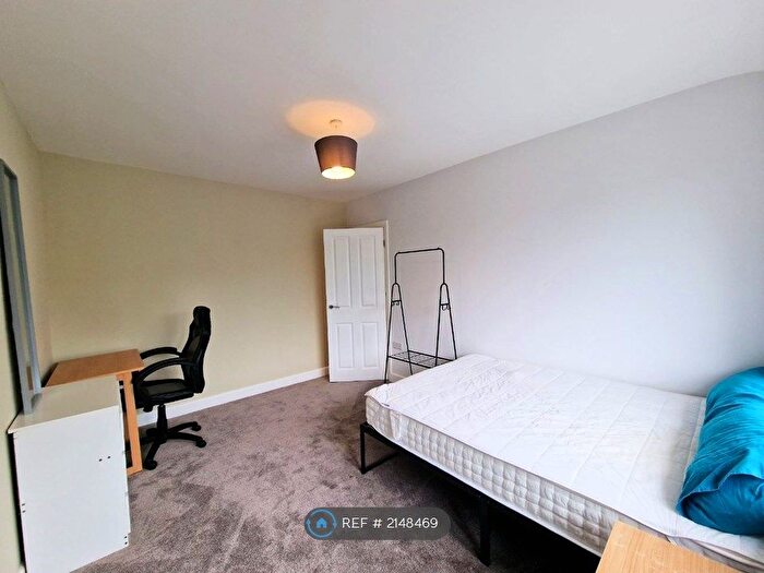 1 Bedroom Flat To Rent In Shenley Lane, Birmingham, B29