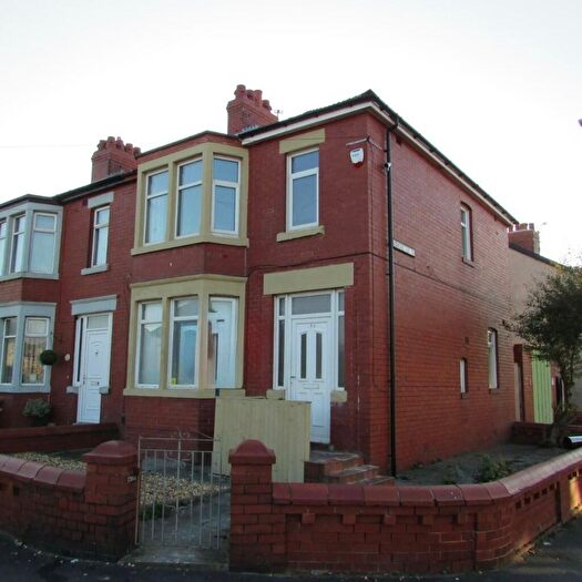 3 Bedroom Terraced House For Sale In Caunce Street, Blackpool, Lancashire, FY3