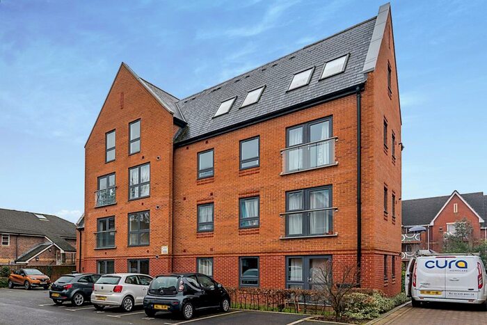 1 Bedroom Flat To Rent In Hulse Road, Southampton, SO15