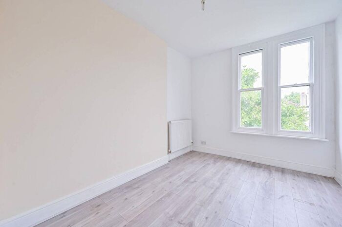 6 Bedroom Property To Rent In Belmont Hill, Lewisham, London, SE13
