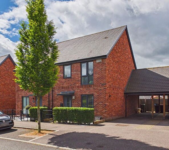 3 Bedroom Semi Detached House For Sale In Sir John Killick Road, Ashford, TN23