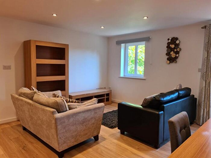 1 Bedroom Flat To Rent In Flat At Riverside Court, Biggleswade, SG18