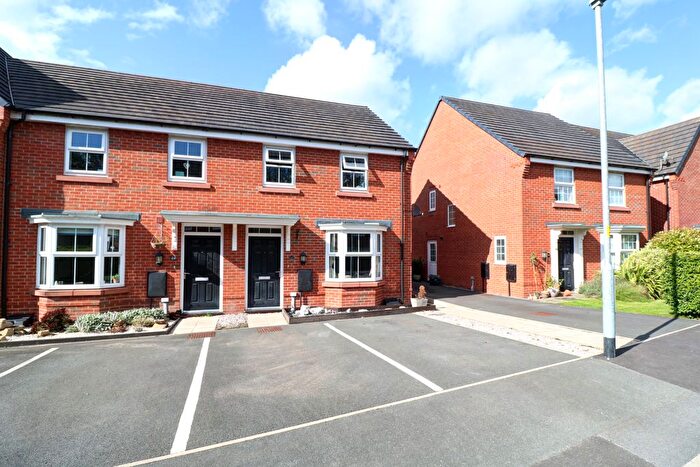 3 Bedroom End Terrace House For Sale In Mosses Farm Road, Preston, PR3