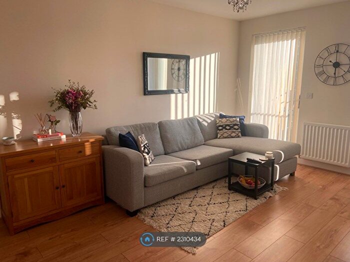 1 Bedroom Flat To Rent In Chronicle Avenue, London, NW9