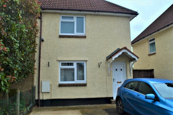 3 Bedroom Semi-Detached House To Rent In Herbert Road, Salisbury, SP2