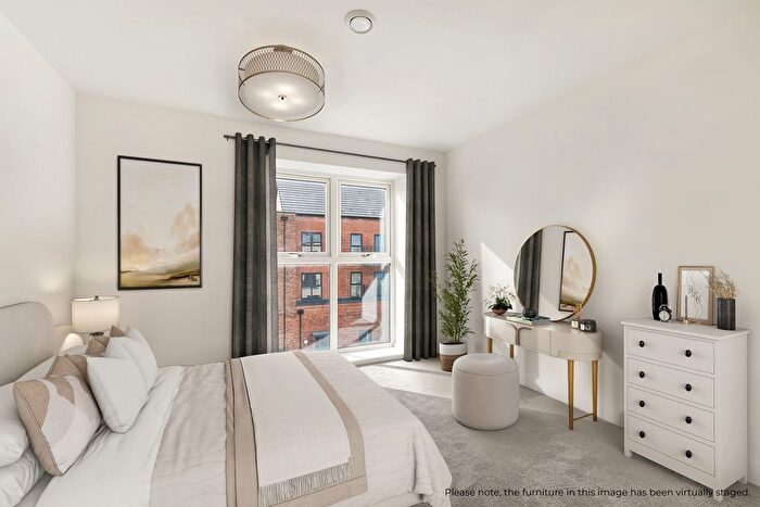 1 Bedroom Flat For Sale In Dovehouse Orchard, Houghton Regis, Dunstable, LU5