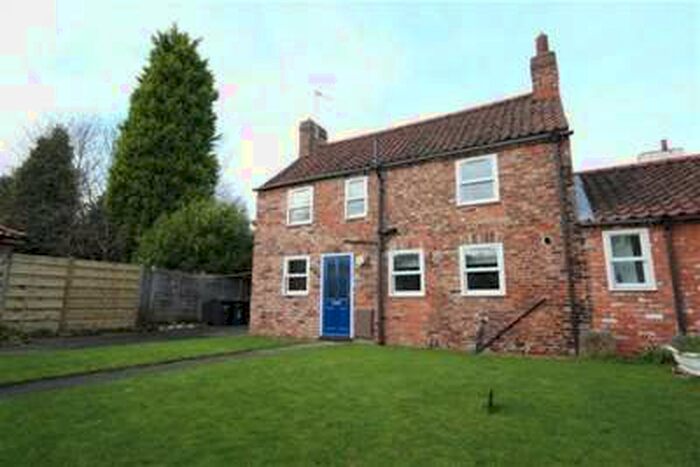 2 Bedroom House To Rent In Main Street, Fulford, YO10
