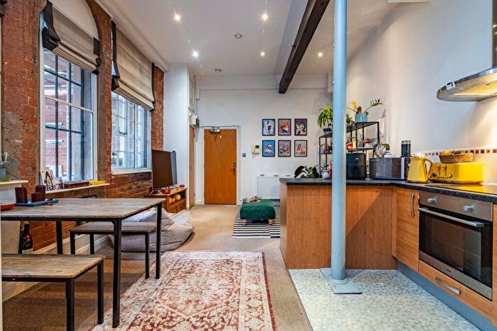 1 Bedroom Flat For Sale In Derby Road, The Cigar Factory, NG7