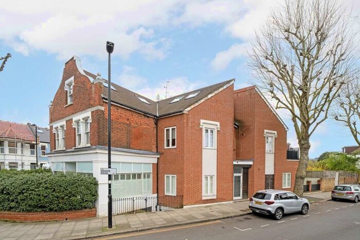 1 Bedroom Flat To Rent In Manor Road, London, W13