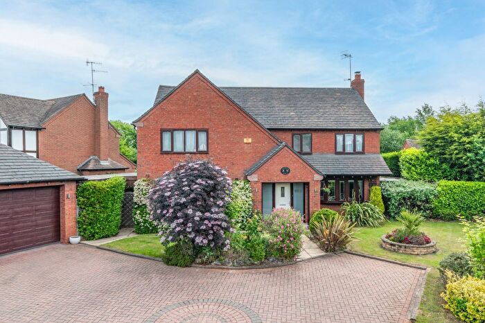 4 Bedroom Detached House For Sale In Hither Green Lane, Bordesley, Redditch, B98