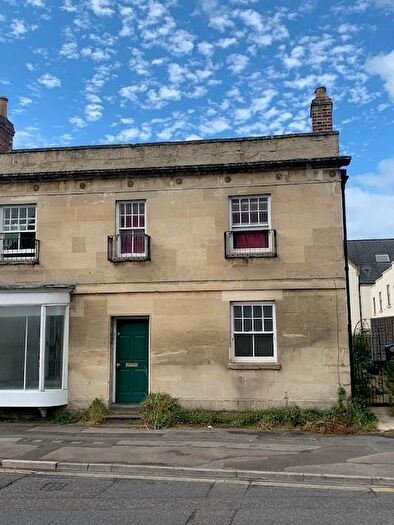 Studio To Rent In London Road, Chippenham, SN15