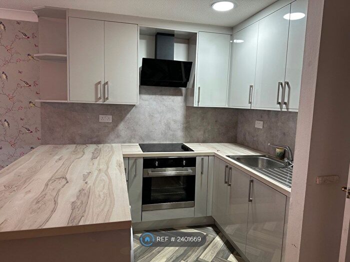 1 Bedroom Flat To Rent In Langley, Langley, Slough, SL3