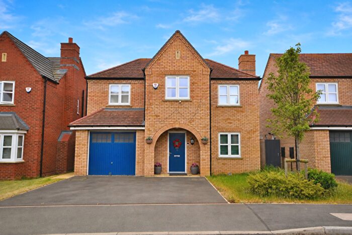 4 Bedroom Detached House For Sale In James Close, Upton, Northampton, NN5