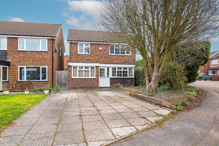 3 Bedroom Detached House For Sale In Crispin Field, Pitstone, Leighton Buzzard, LU7