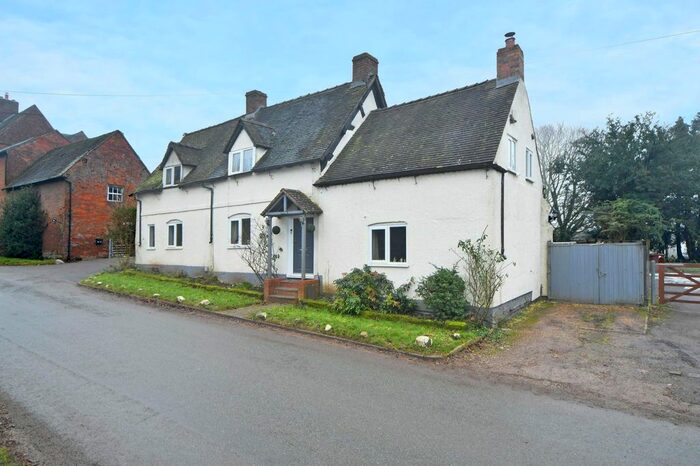 5 Bedroom Cottage For Sale In Whitgreave Lane, Whitgreave, ST18