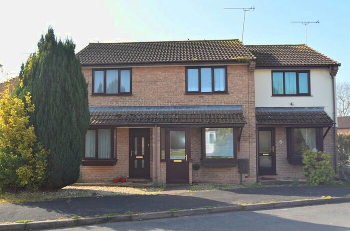 1 Bedroom Terraced House To Rent In Priory Road, Tiverton, Devon, EX16