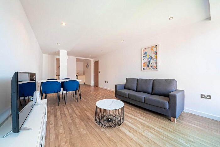 2 Bedroom Apartment To Rent In Avoca Court, Moseley Road, Birmingham, B12