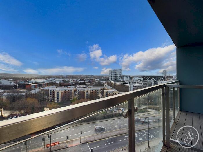 2 Bedroom Flat To Rent In Aire, Cross Green Lane, Leeds, LS9