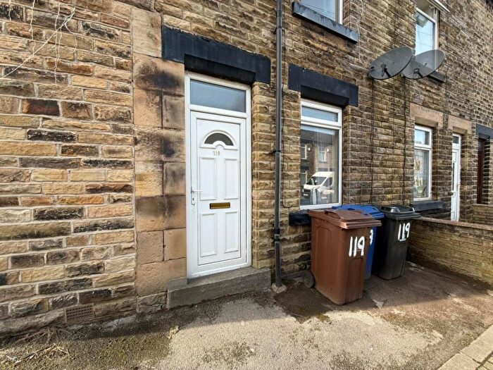 3 Bedroom House To Rent In St Georges Road, Barnsley, S70
