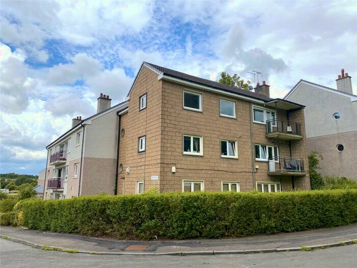 3 Bedroom Apartment To Rent In Bonnyrigg Drive, Glasgow, G43