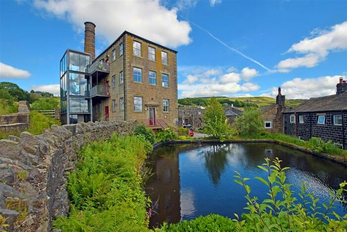 3 Bedroom Flat For Sale In Pecket Well Mill, Pecket Well, Hebden Bridge, HX7
