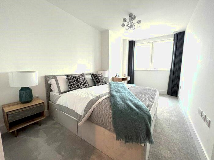 2 Bedroom Flat To Rent In Ashwell House, Merrick Road, Southall, UB2