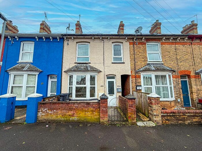 1 Bedroom Flat To Rent In William Street, Taunton, TA2