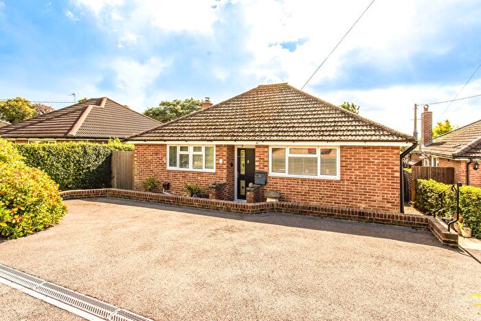 2 Bedroom Detached Bungalow For Sale In The Bungalows, Framfield, TN22