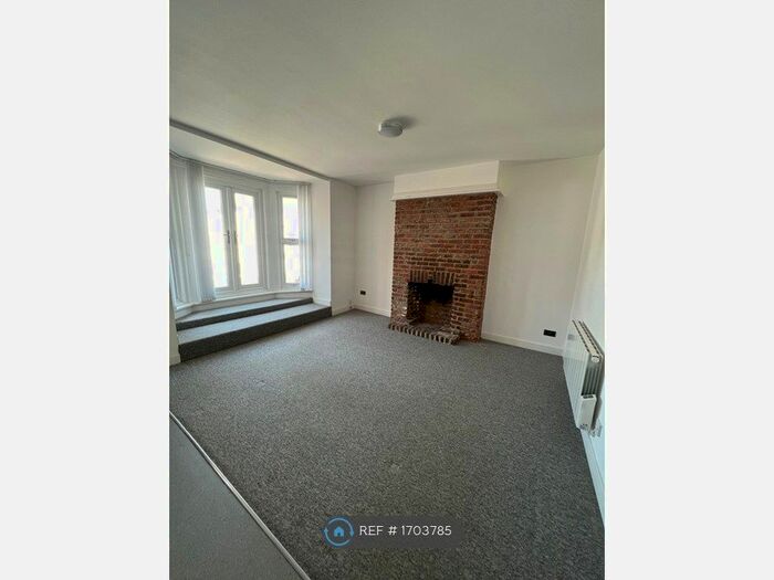 1 Bedroom Flat To Rent In London Road, Portsmouth, PO2