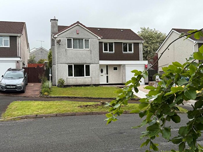 4 Bedroom Detached House For Sale In Rivers Close, Ivybridge, PL21