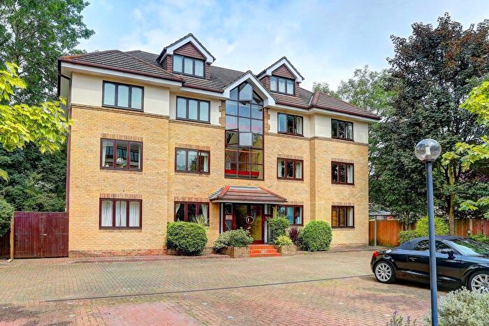 1 Bedroom Flat To Rent In Rothesay Avenue, London, SW20