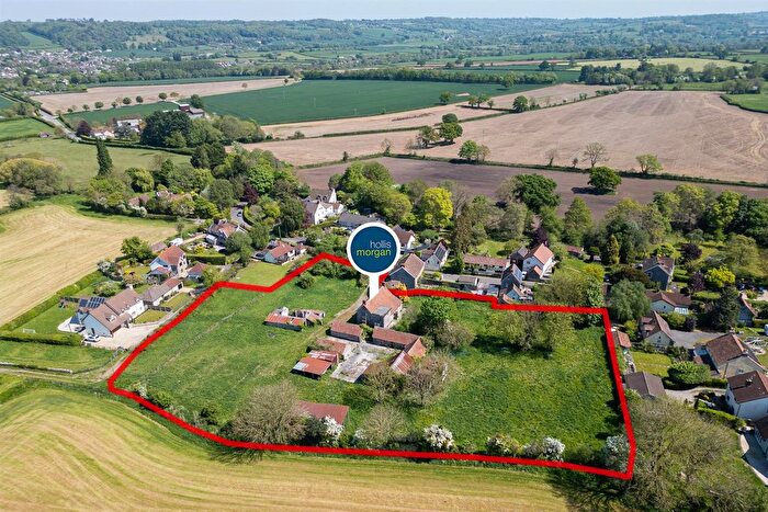 4 Bedroom Detached House For Sale In Blackmoor, Langford, Bristol, BS40