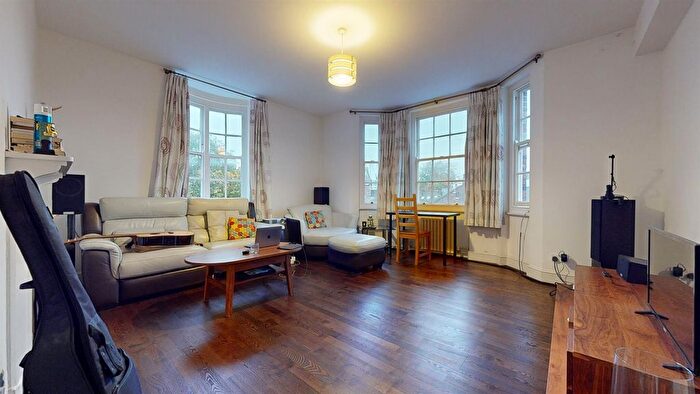 2 Bedroom Flat To Rent In Princess Court, Queensway, W2