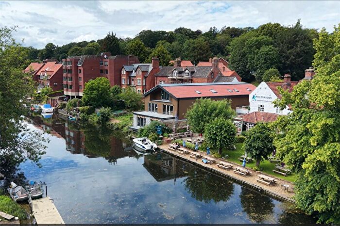 3 Bedroom Apartment For Sale In Yarmouth Road, Thorpe St Andrew, Norwich, NR7
