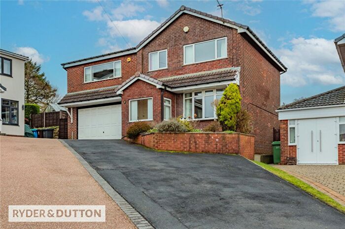 5 Bedroom Detached House For Sale In Coupland Close, Moorside, Oldham, OL4