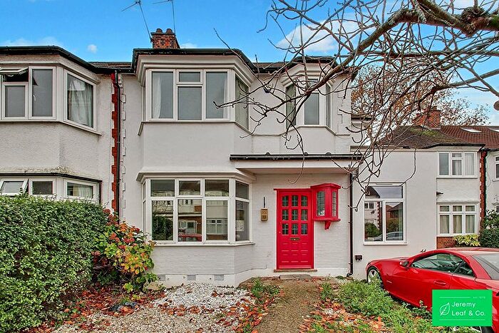 5 Bedroom End Terrace House For Sale In Elm Gardens, East Finchley, N2