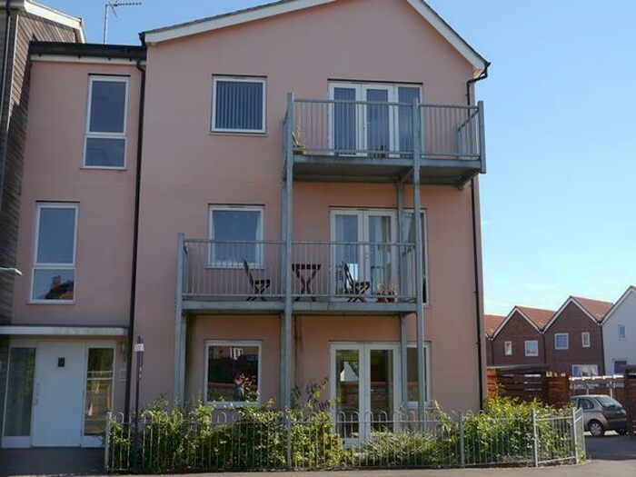 1 Bedroom Apartment To Rent In Banbury Way, Merton Rise, RG24