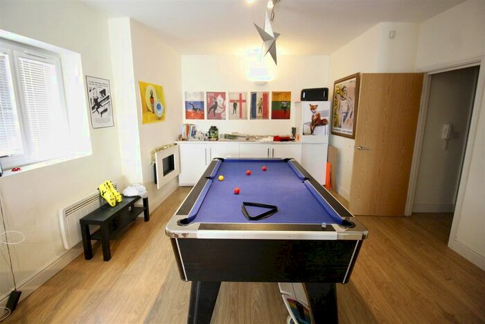 5 Bedroom Property To Rent In Russell Court, Russell Street, Cardiff, CF24